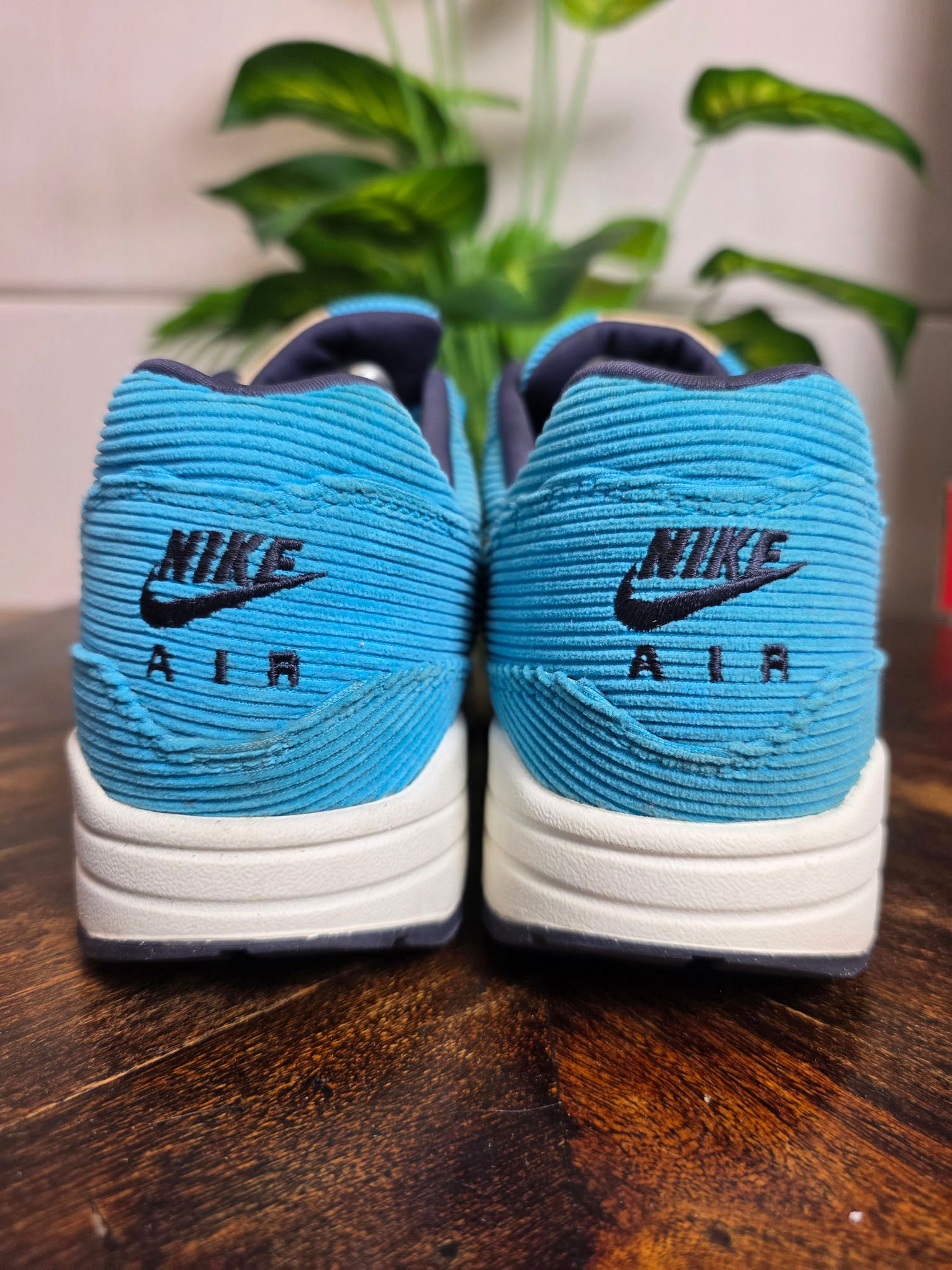 Nike Air Max 1 Corduroy Baltic Blue maat 43