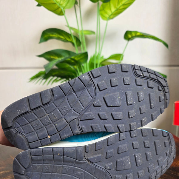 Nike Air Max 1 Corduroy Baltic Blue maat 43