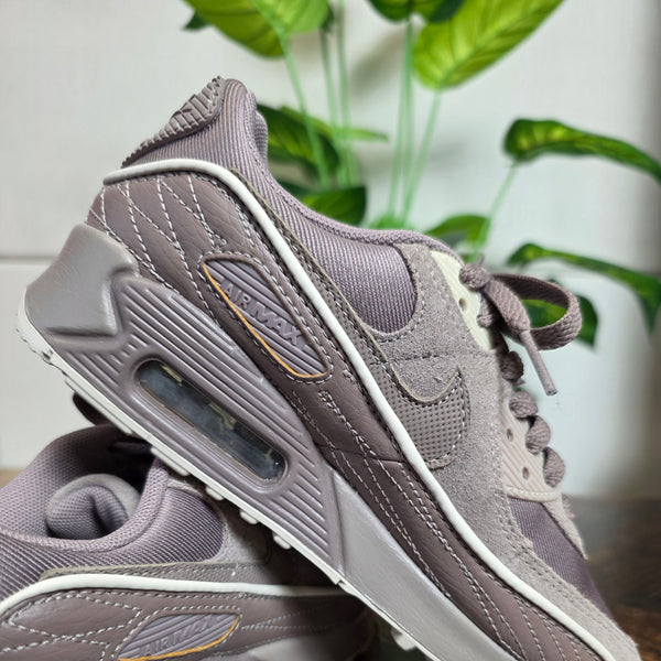 Nike Air Max 90 Light Brown maat 36,5