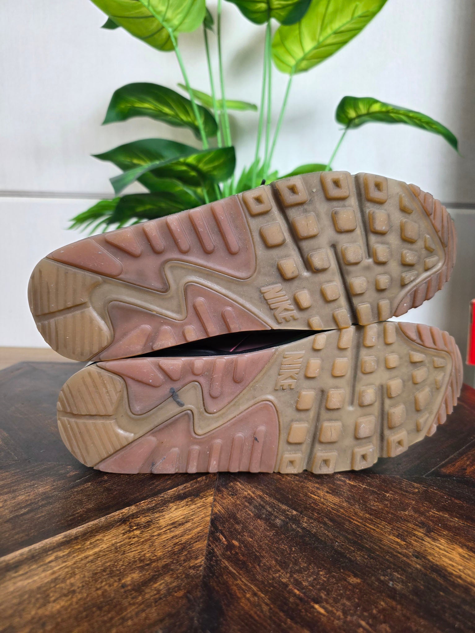 Nike Air Max 90 Metallic Copper maat 44