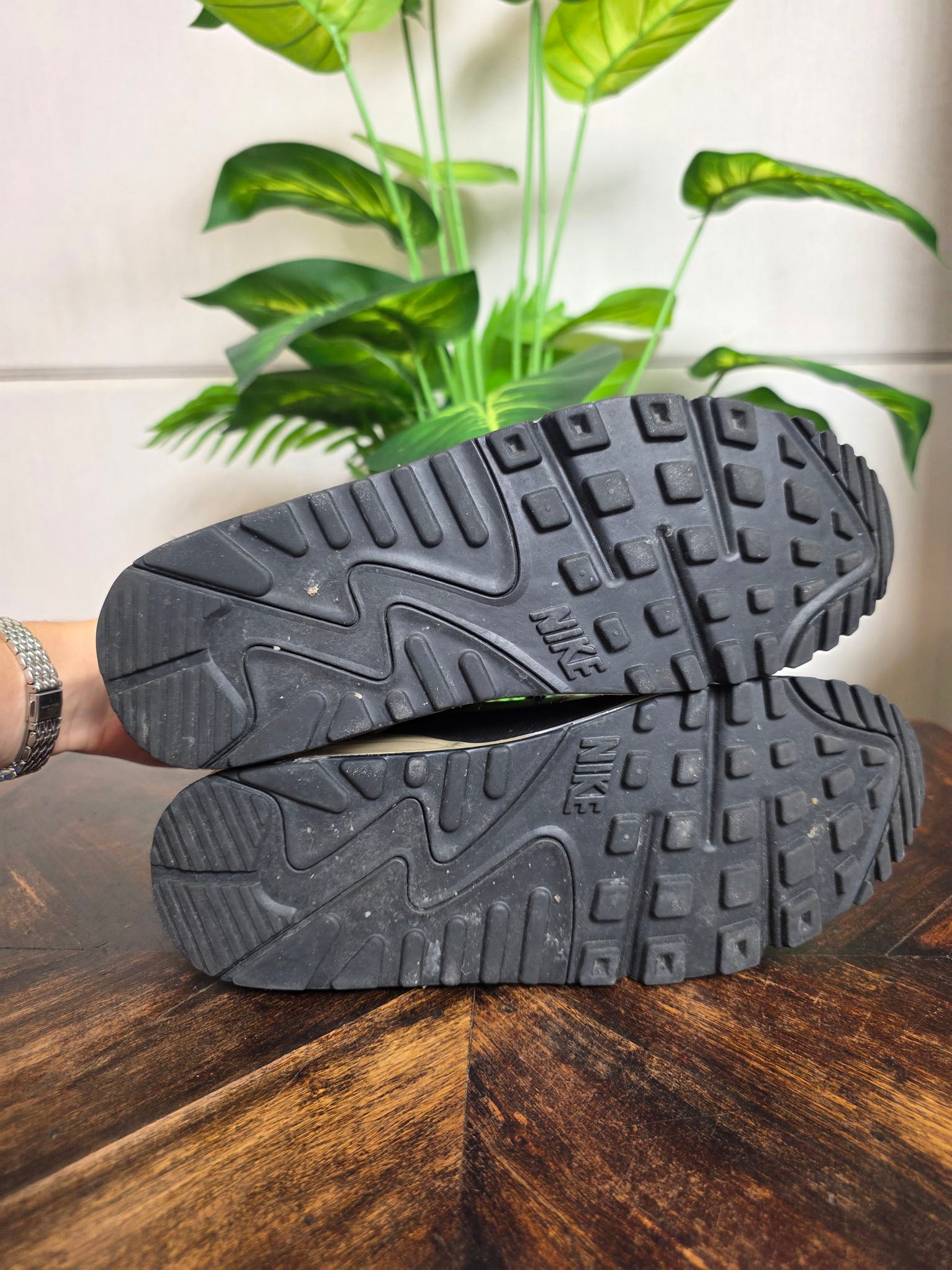 Nike Air Max 90 Drift Khaki maat 40,5