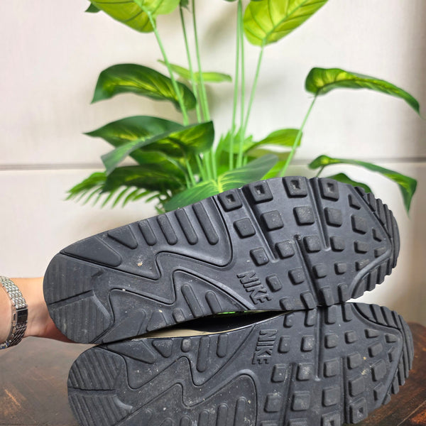 Nike Air Max 90 Drift Khaki maat 40,5