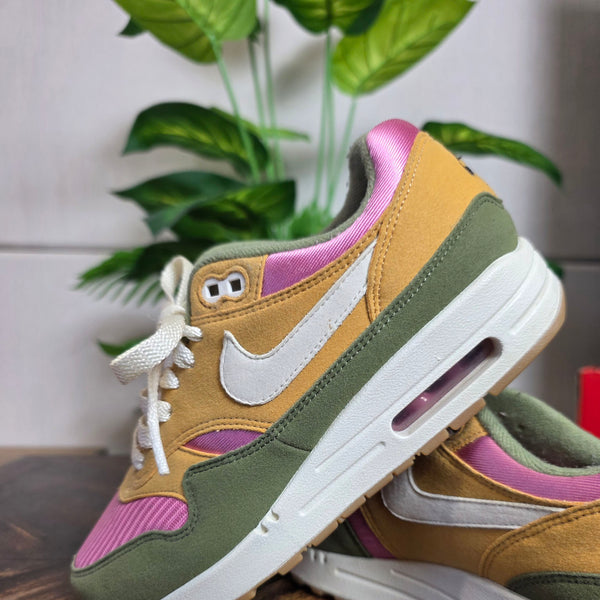 Nike Air Max 1 Green Yellow Pink maat 37,5
