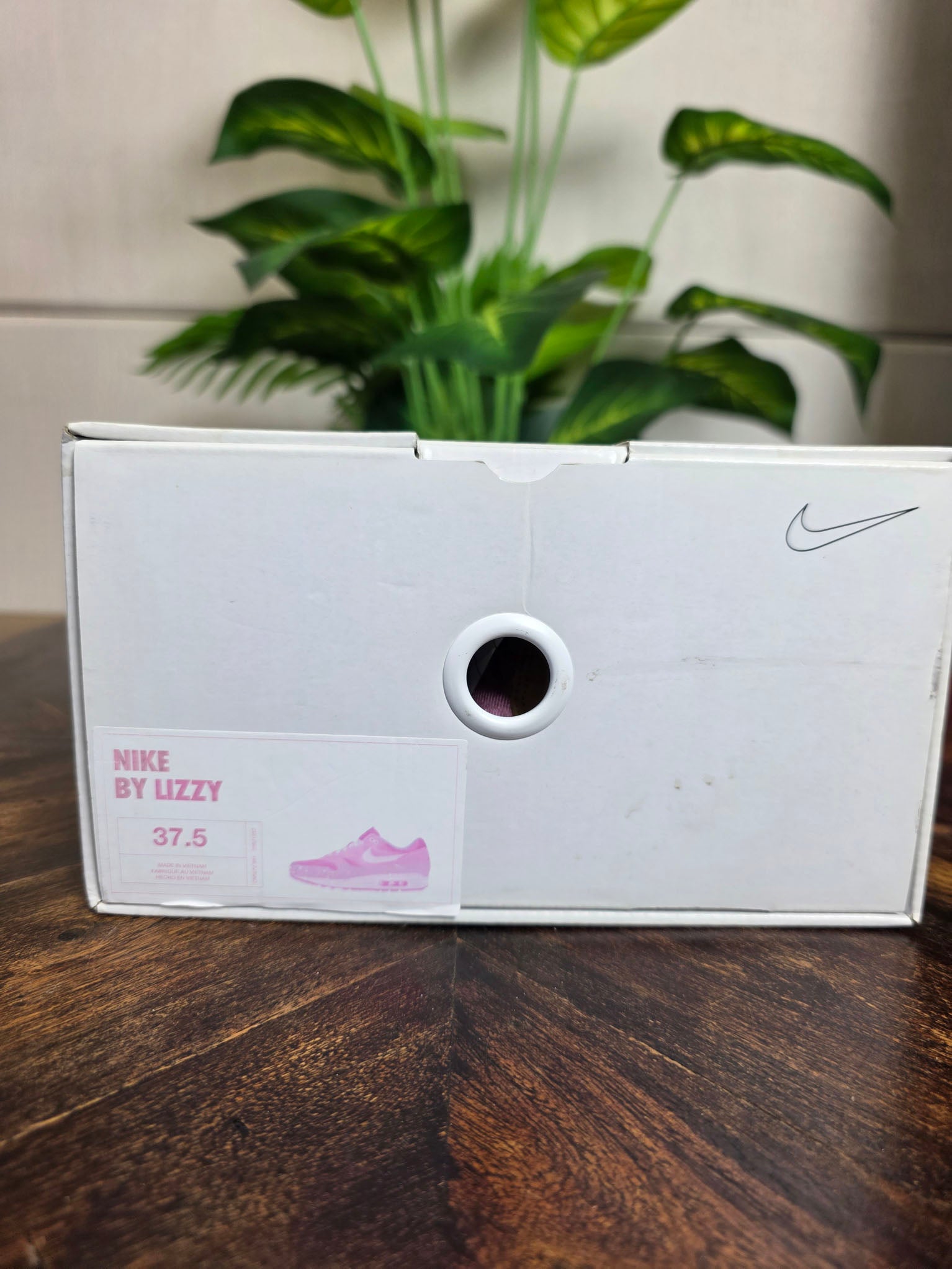 Nike Air Max 1 Green Yellow Pink maat 37,5