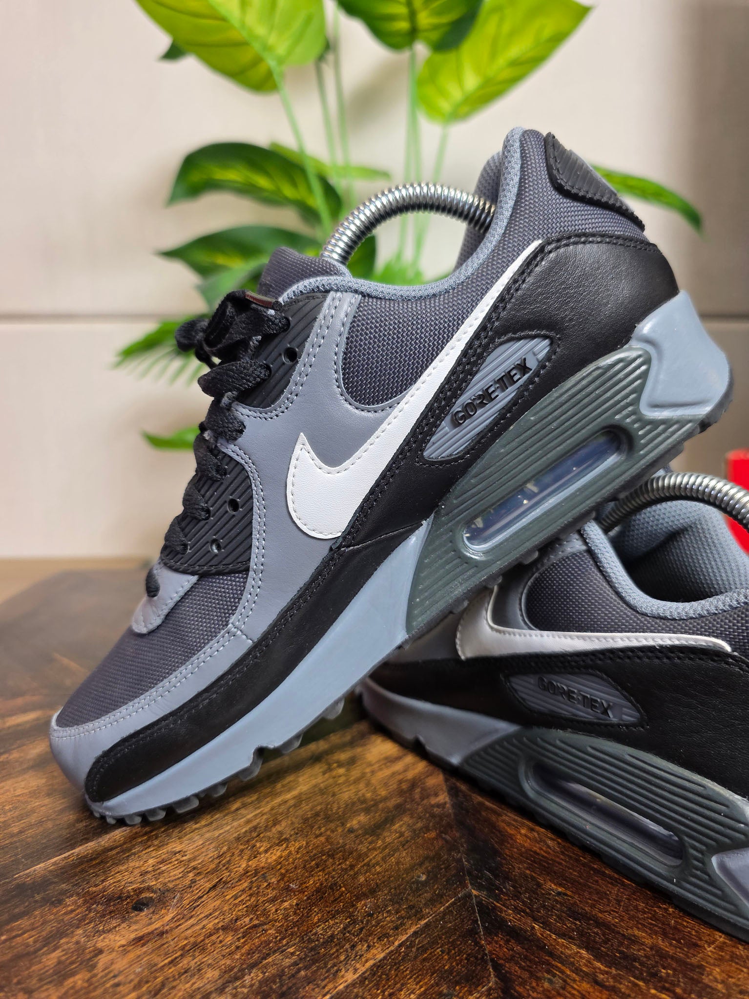 Nike Air Max 90 Gore-Tex Black Grey maat 40,5