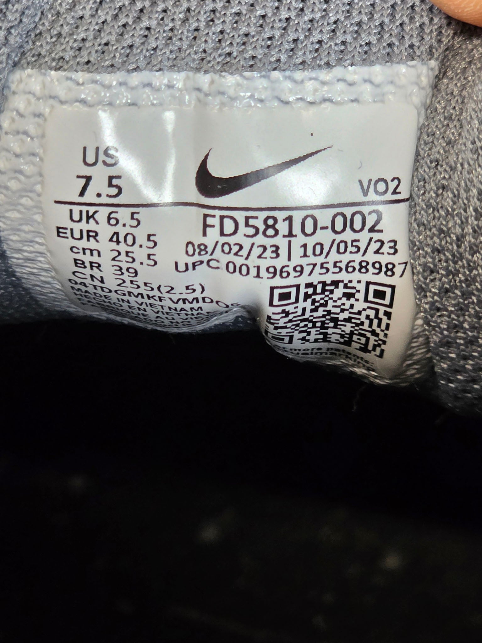 Nike Air Max 90 Gore-Tex Black Grey maat 40,5