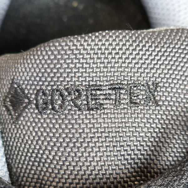 Nike Air Max 90 Gore-Tex Black Grey maat 40,5