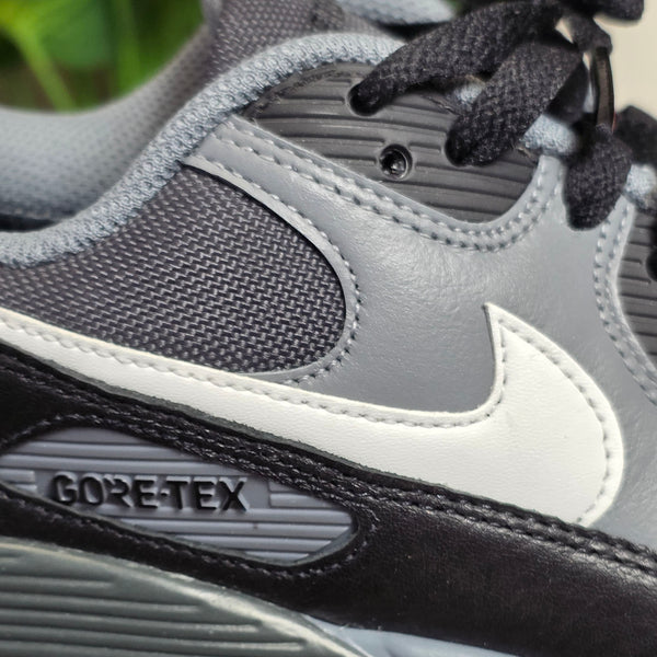 Nike Air Max 90 Gore-Tex Black Grey maat 40,5