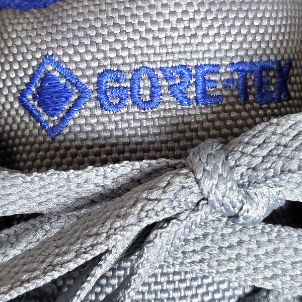 Nike Air Max 90 Gore-Tex Racer Blue maat 42,5