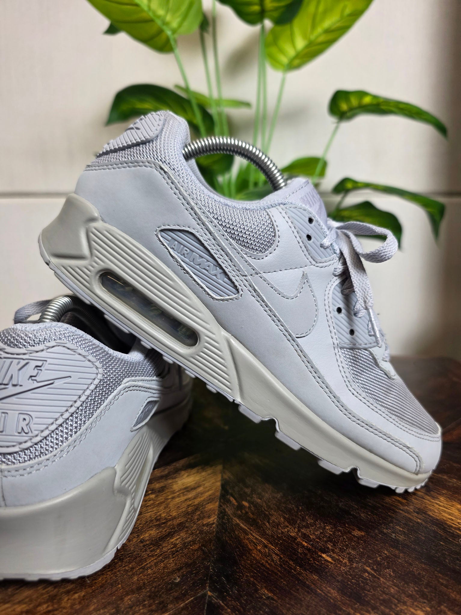 Nike Air Max 90 Triple Wolf Grey maat 42