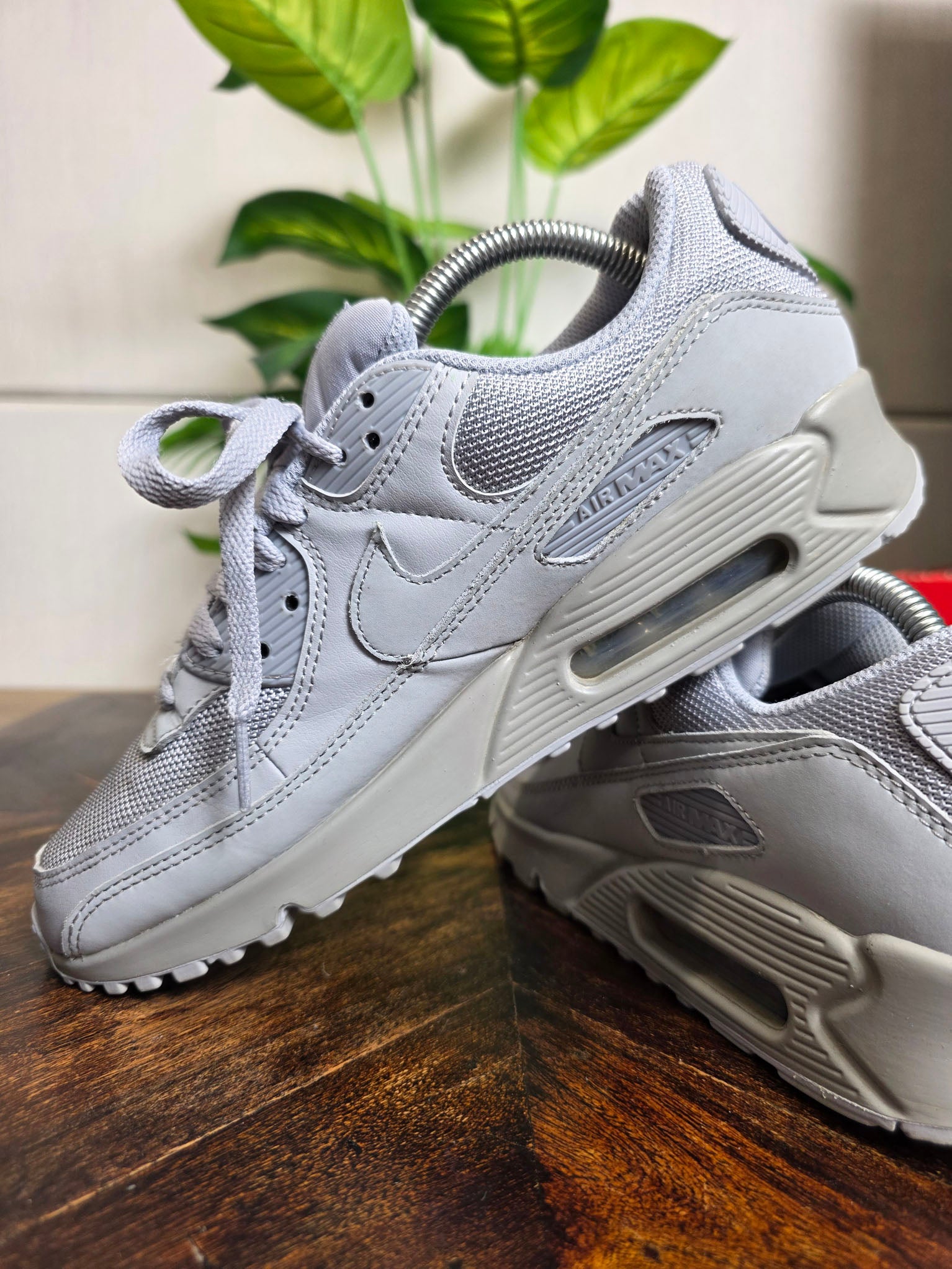 Nike Air Max 90 Triple Wolf Grey maat 42