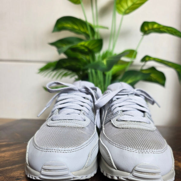 Nike Air Max 90 Triple Wolf Grey maat 42