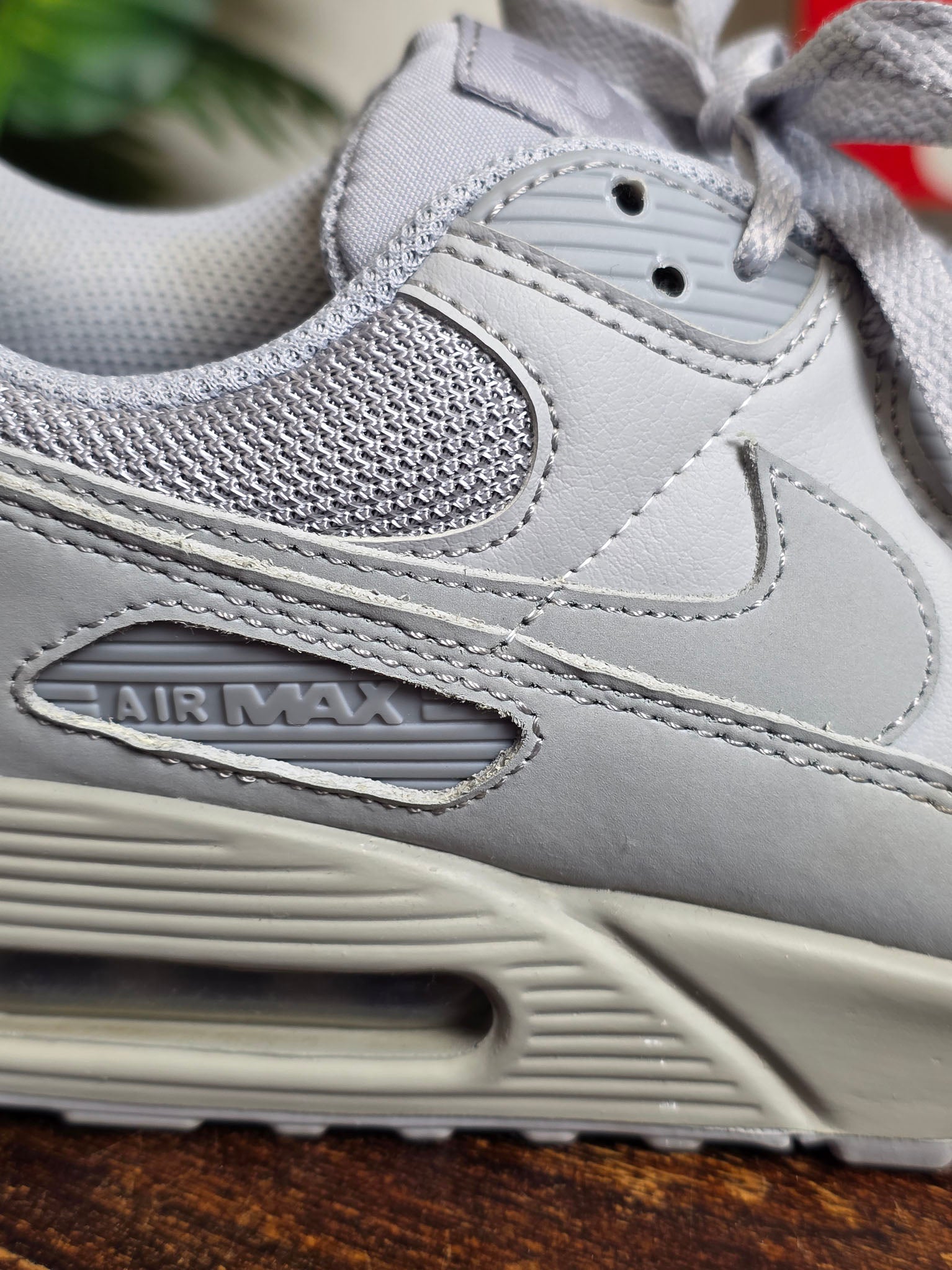 Nike Air Max 90 Triple Wolf Grey maat 42