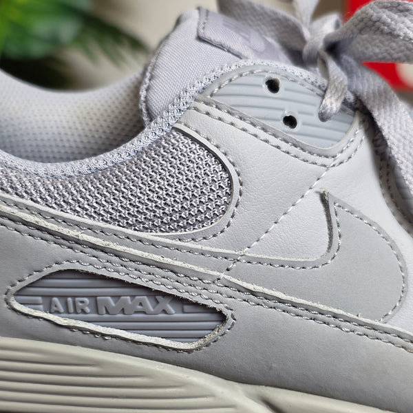 Nike Air Max 90 Triple Wolf Grey maat 42