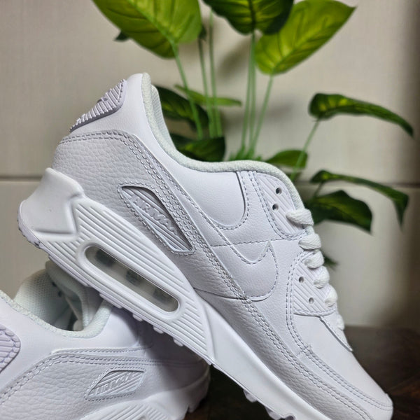 Nike Air Max 90 Triple White LTR maat 42