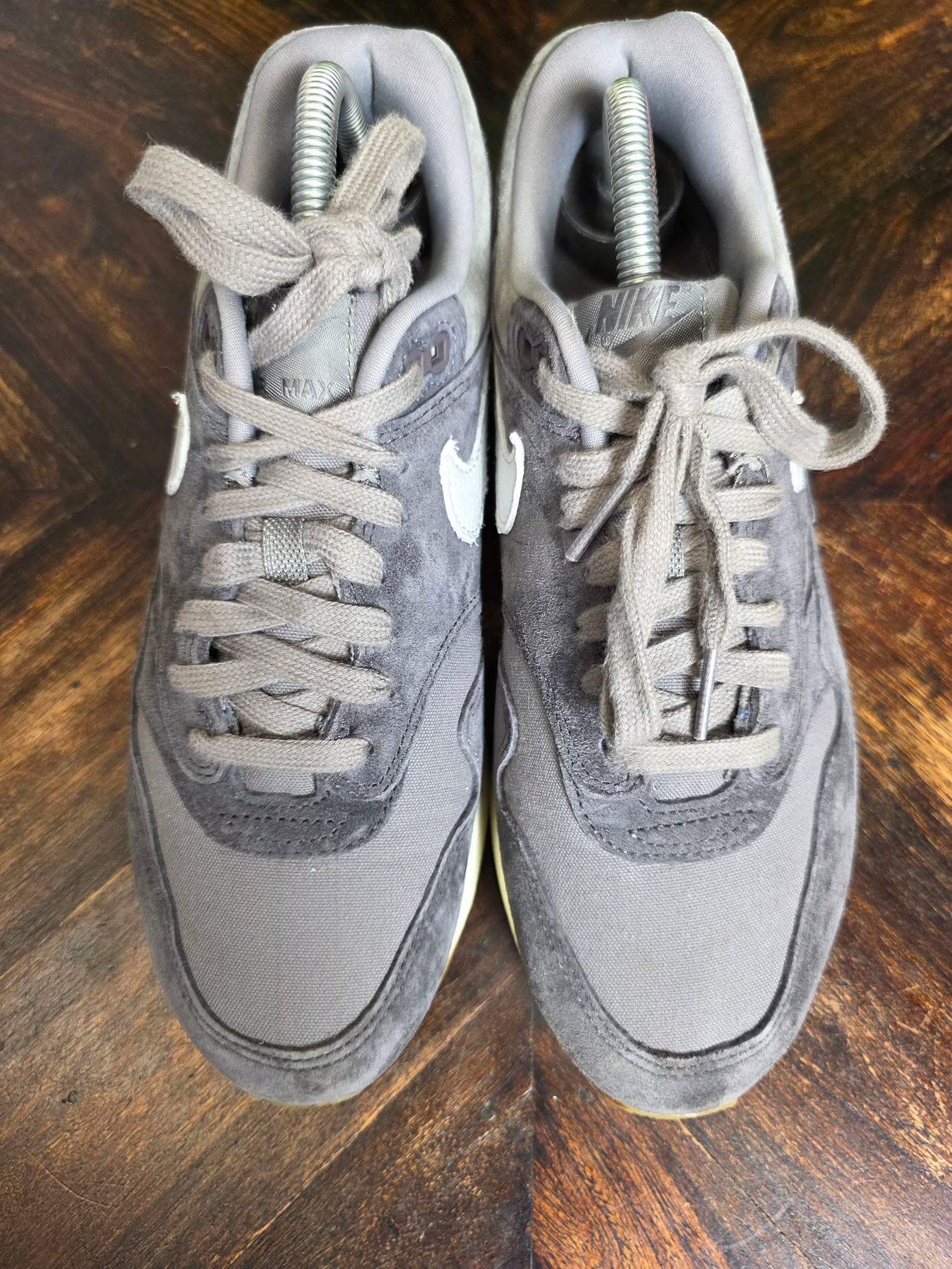 Nike Air Max 1 PRM Crepe Soft Grey maat 40