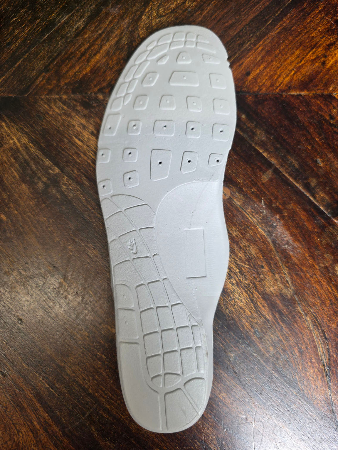 Nike Air Max 1 PRM Crepe Soft Grey maat 40