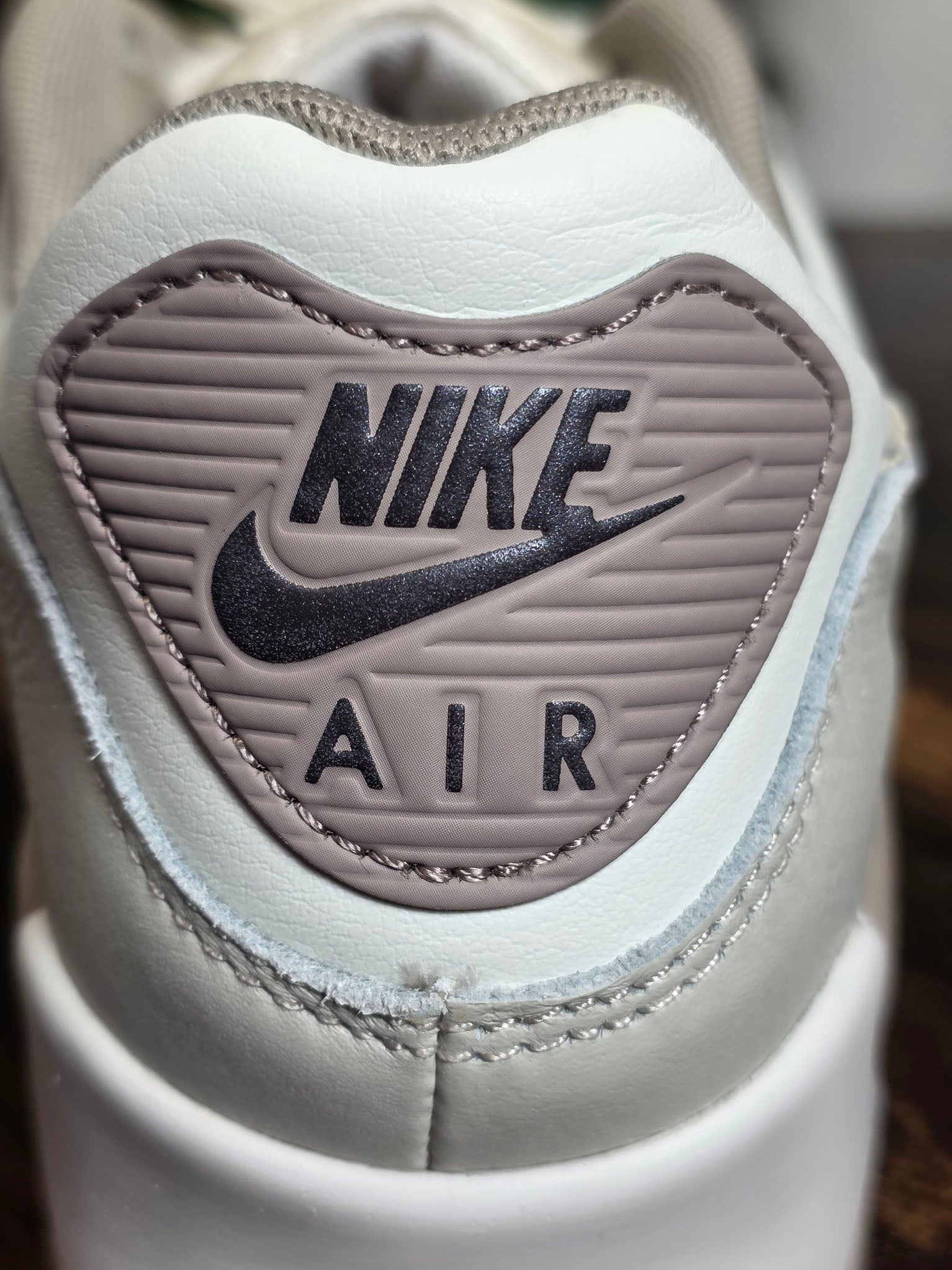 Nike Air Max 90 Light Pink Snakeskin maat 39