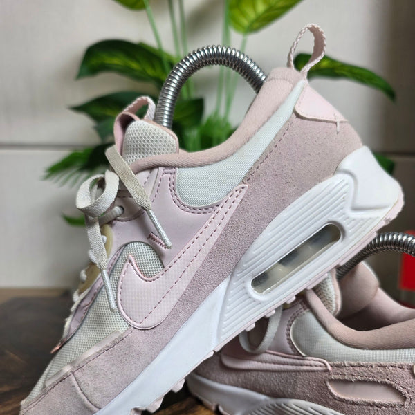Nike Air Max 90 Futura Barely Rose maat 36,5