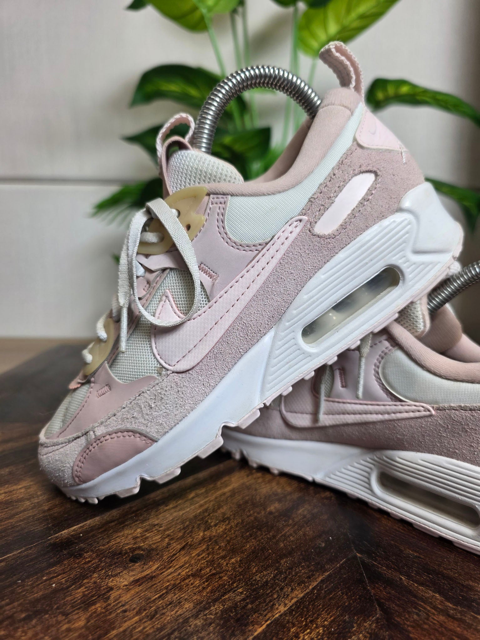Nike Air Max 90 Futura Barely Rose maat 36,5