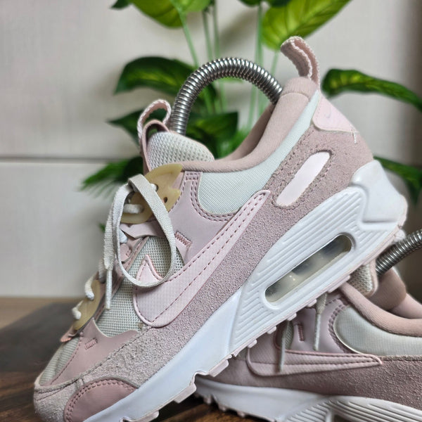 Nike Air Max 90 Futura Barely Rose maat 36,5