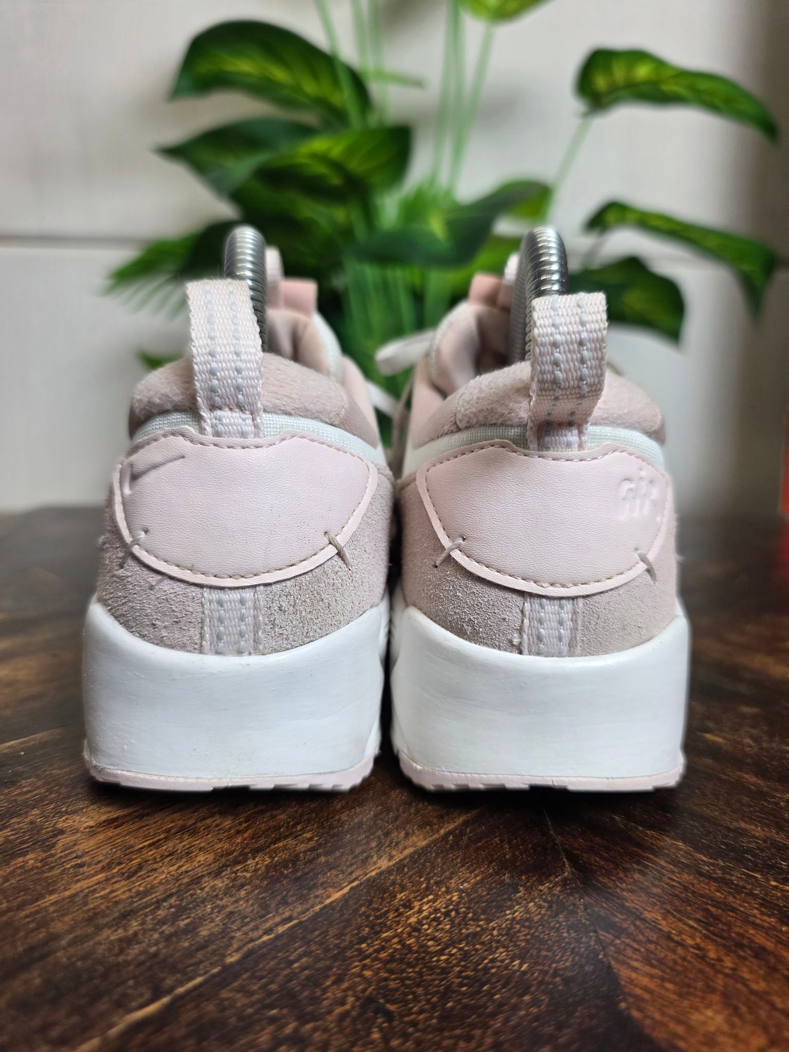 Nike Air Max 90 Futura Barely Rose maat 36,5