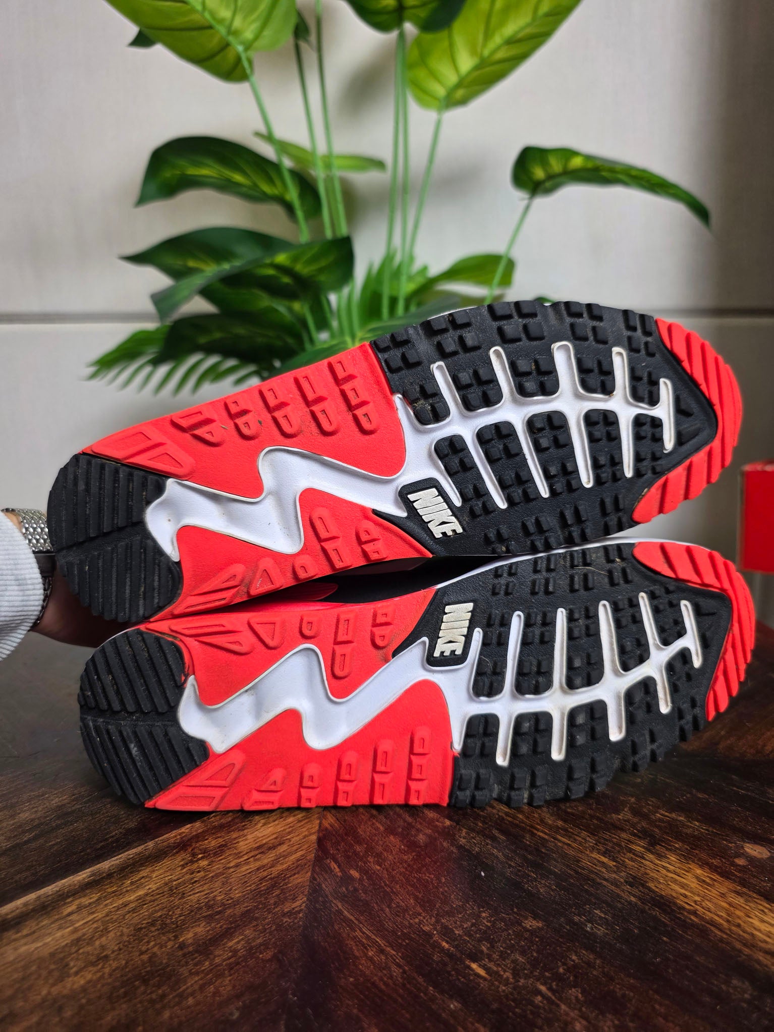 Nike Air Max 90 Golf Iron Grey Infrared 23 maat 42