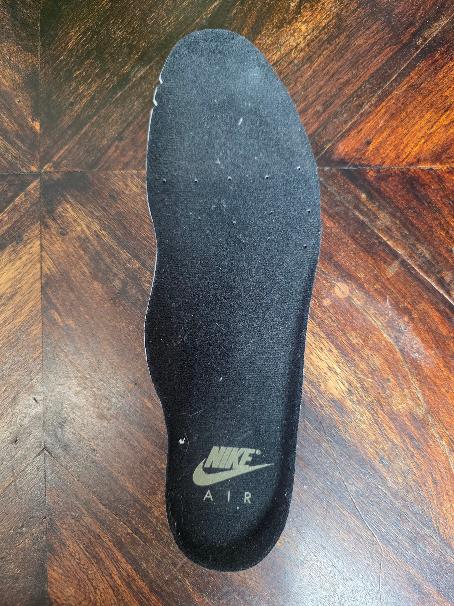 Nike Air Max 1 Medium Olive maat 42,5