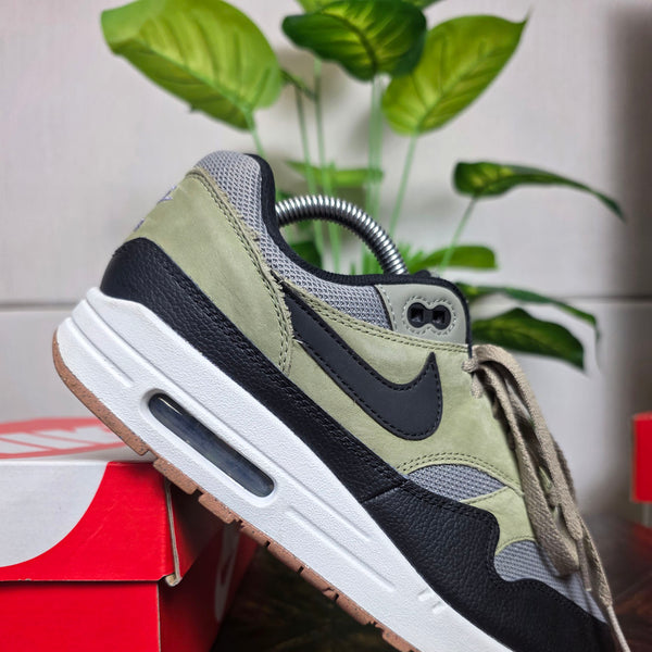 Nike Air Max 1 Dark Stucco maat 41