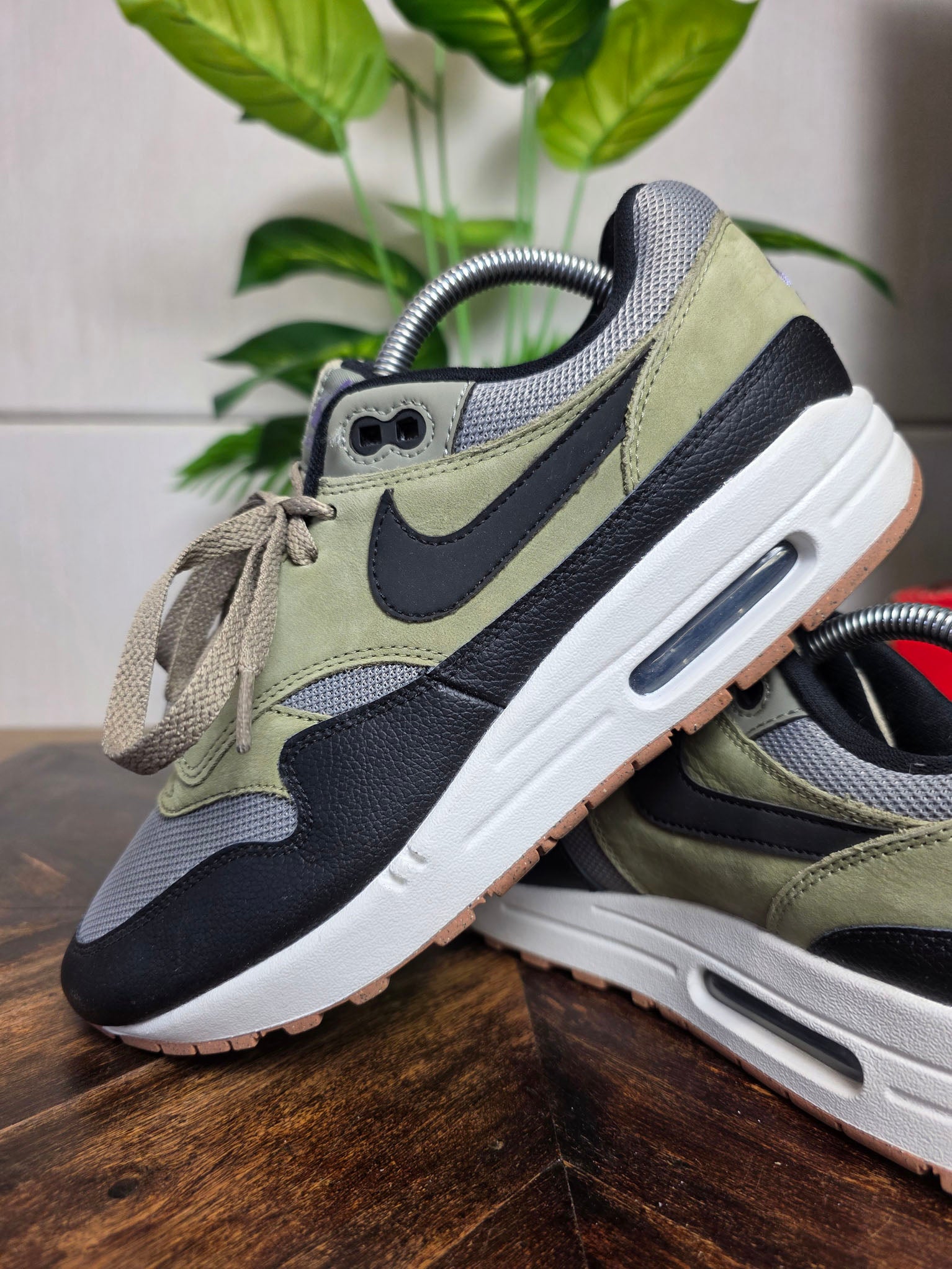 Nike Air Max 1 Dark Stucco maat 41