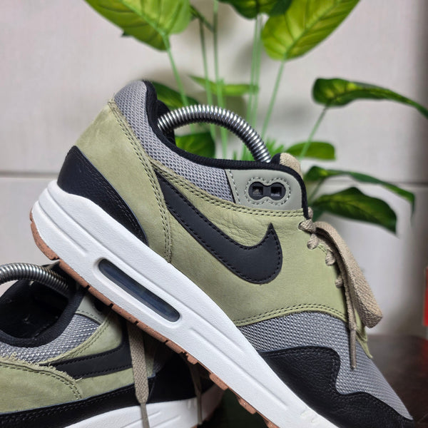 Nike Air Max 1 Dark Stucco maat 41