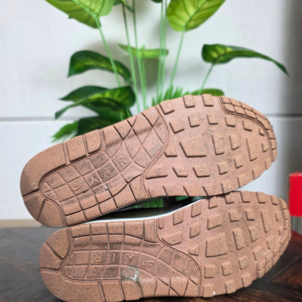 Nike Air Max 1 Dark Stucco maat 41