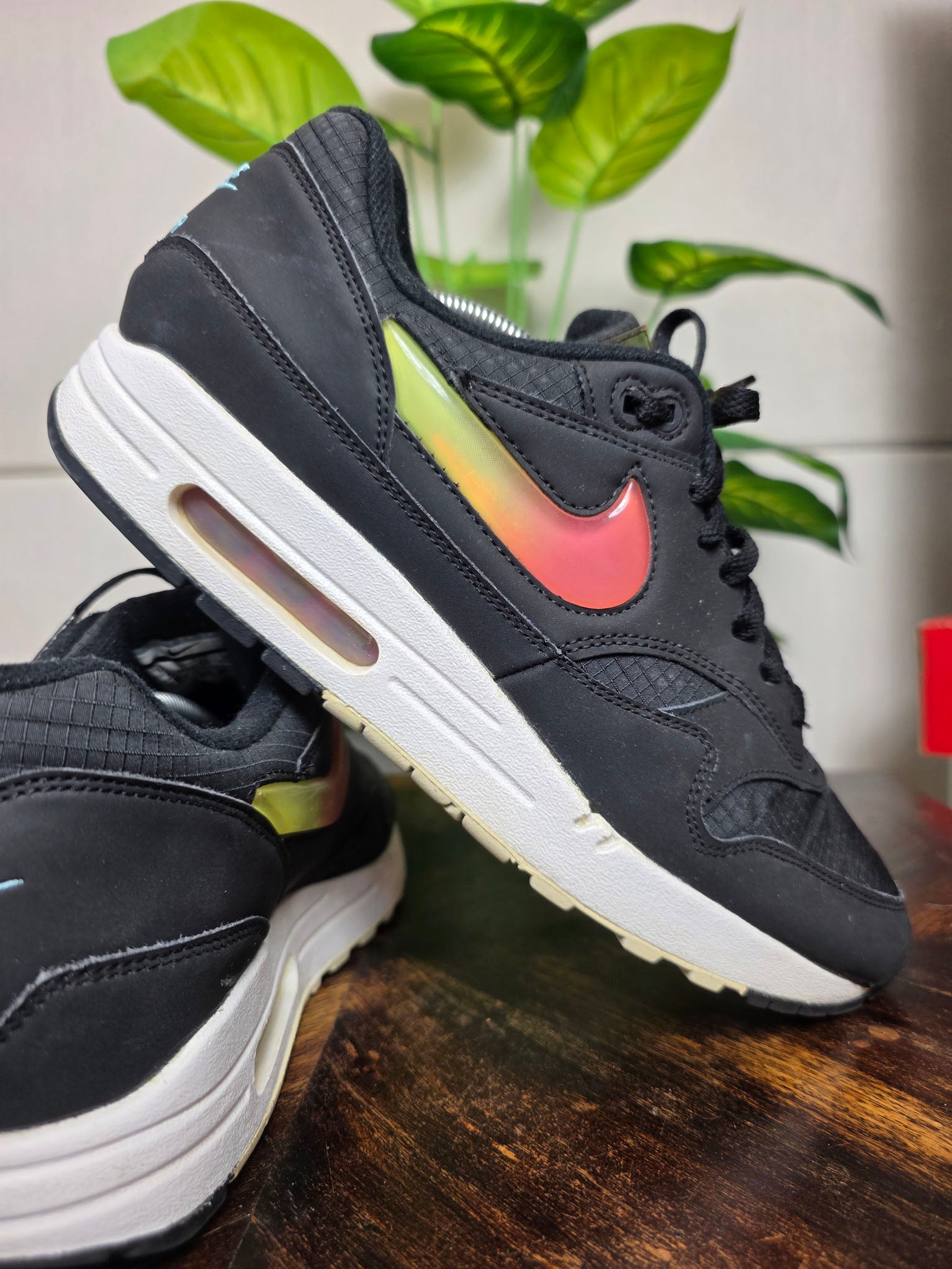 Nike Air Max 1 Jewel Jelly Black maat 46