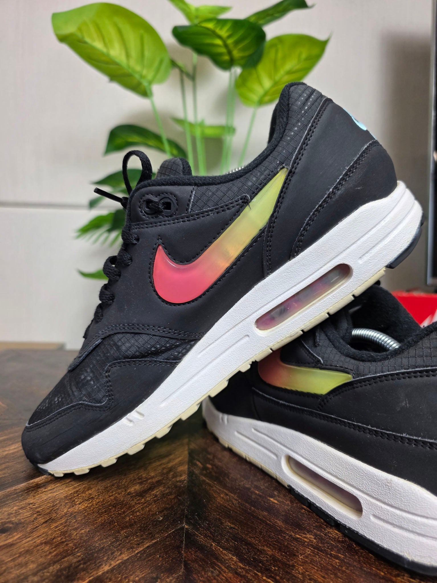 Nike Air Max 1 Jewel Jelly Black maat 46