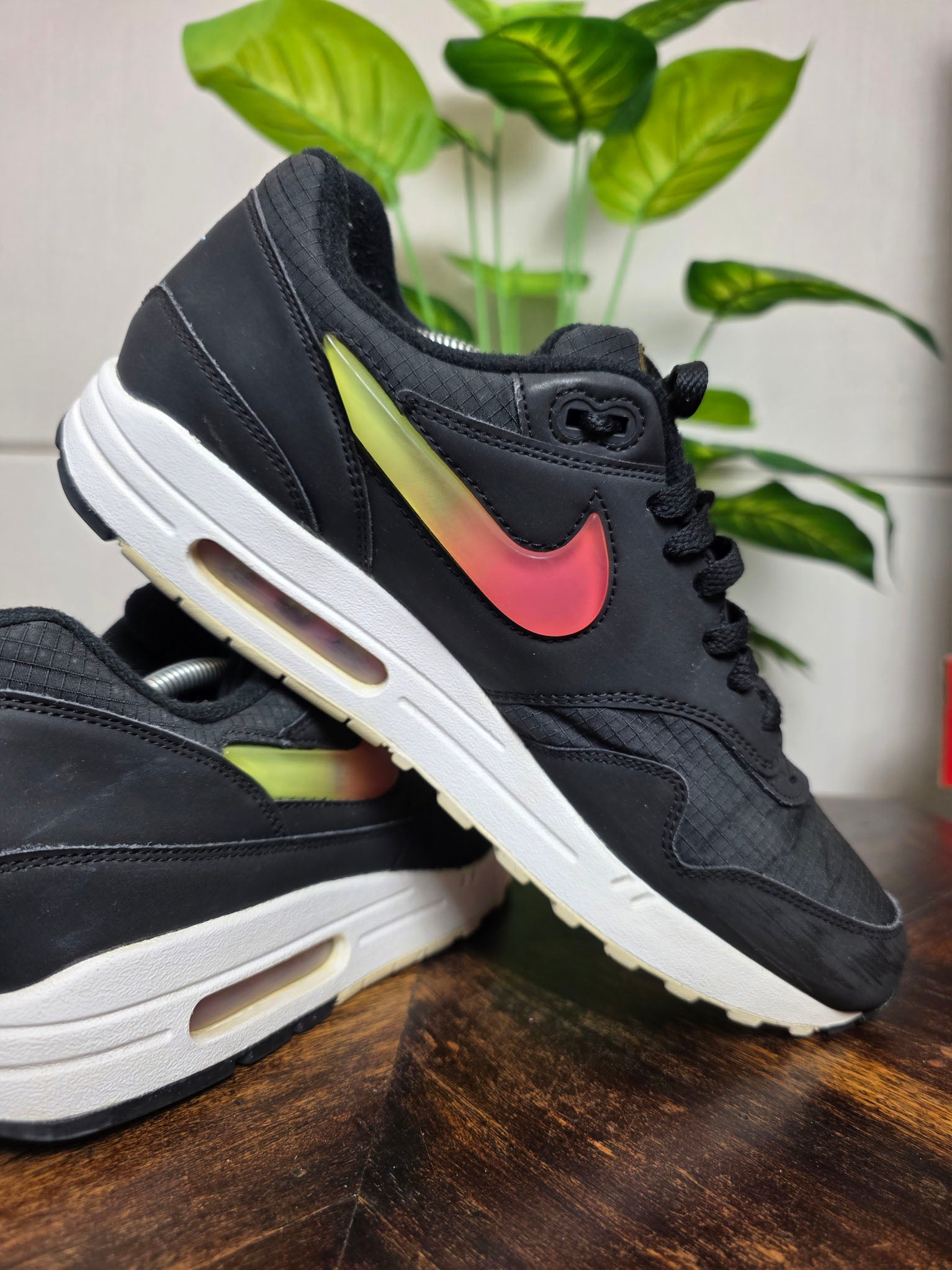 Nike Air Max 1 Jewel Jelly Black maat 46