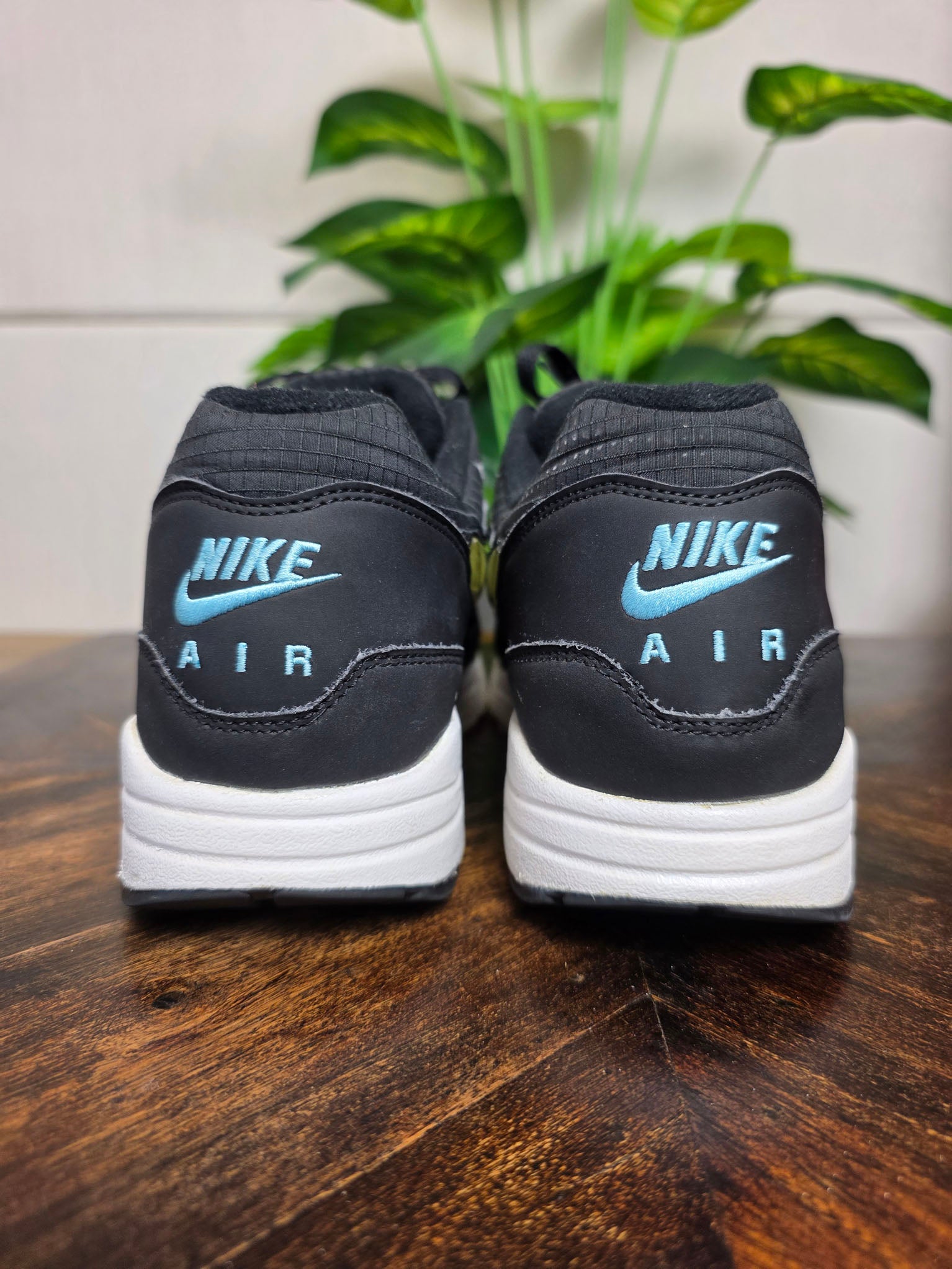 Nike Air Max 1 Jewel Jelly Black maat 46