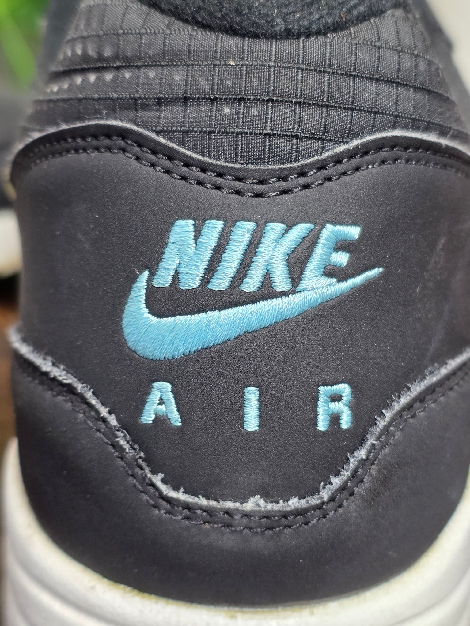 Nike Air Max 1 Jewel Jelly Black maat 46