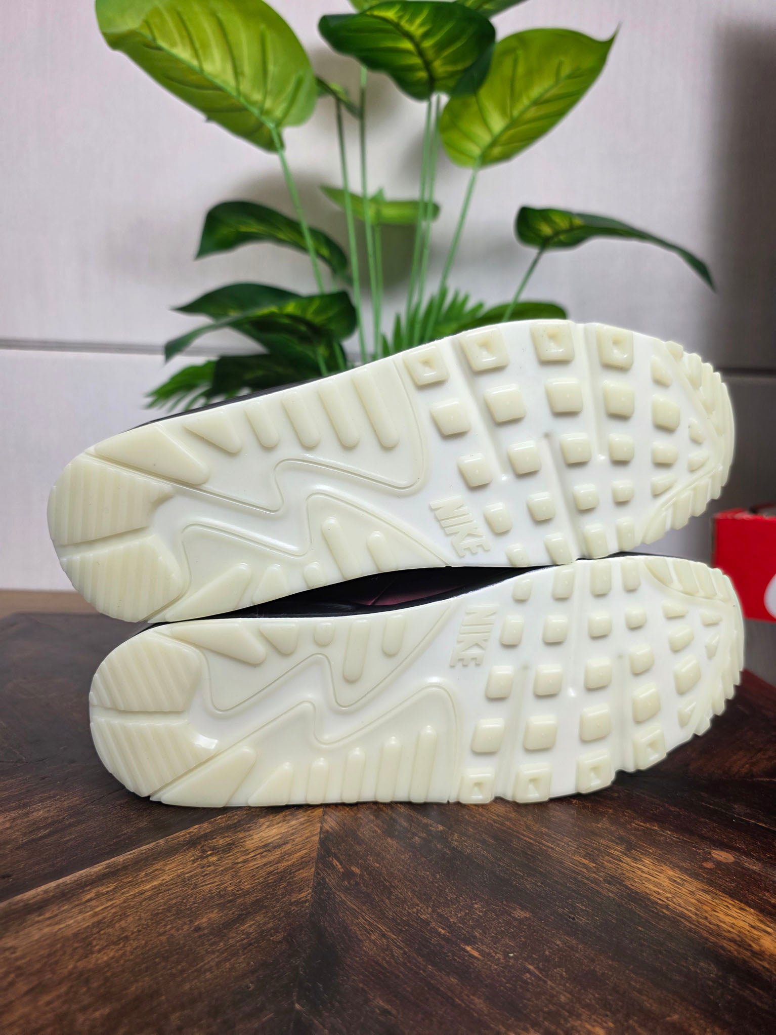 Nike Air Max 90 Metallic Copper maat 45