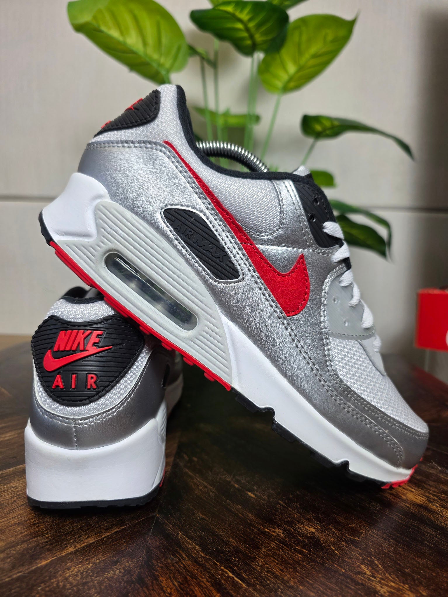 Nike Air Max 90 Icons Silver Bullet maat 44