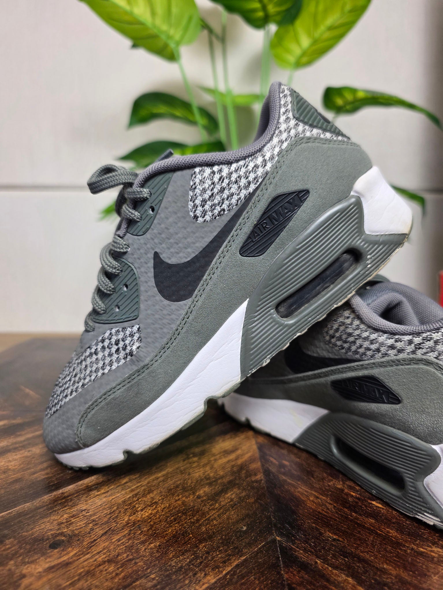 Nike Air Max 90 Ultra 2.0 SE GS 'River Rock' maat 37,5