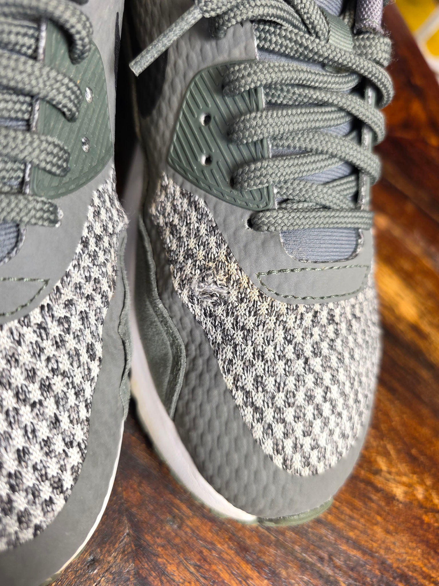 Nike Air Max 90 Ultra 2.0 SE GS 'River Rock' maat 37,5