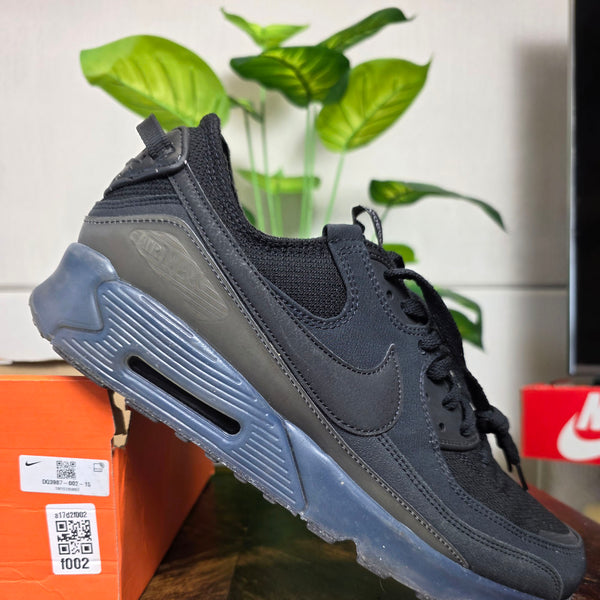 Nike Air Max 90 Terrascape Triple Black maat 49,5