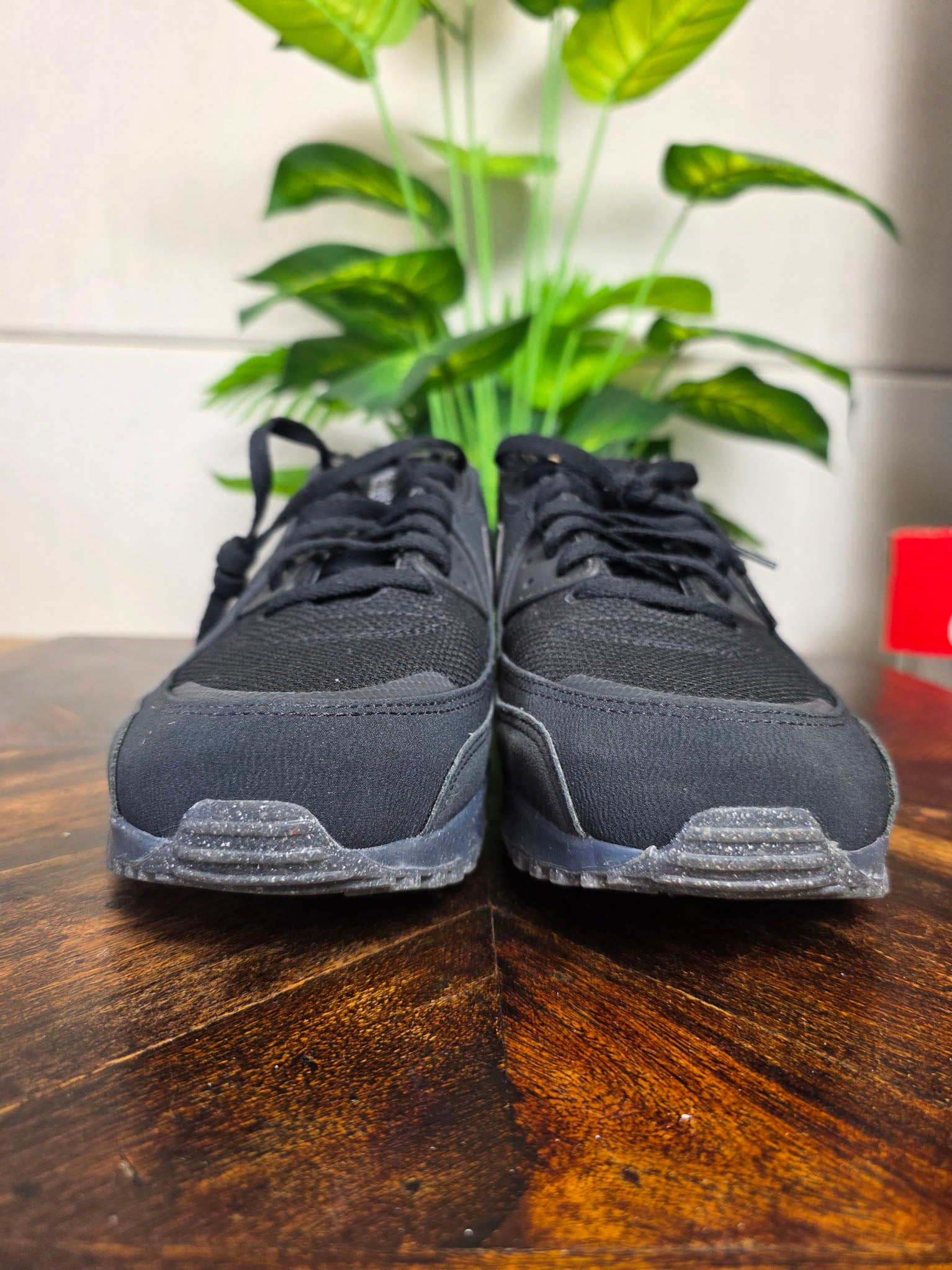 Nike Air Max 90 Terrascape Triple Black maat 49,5