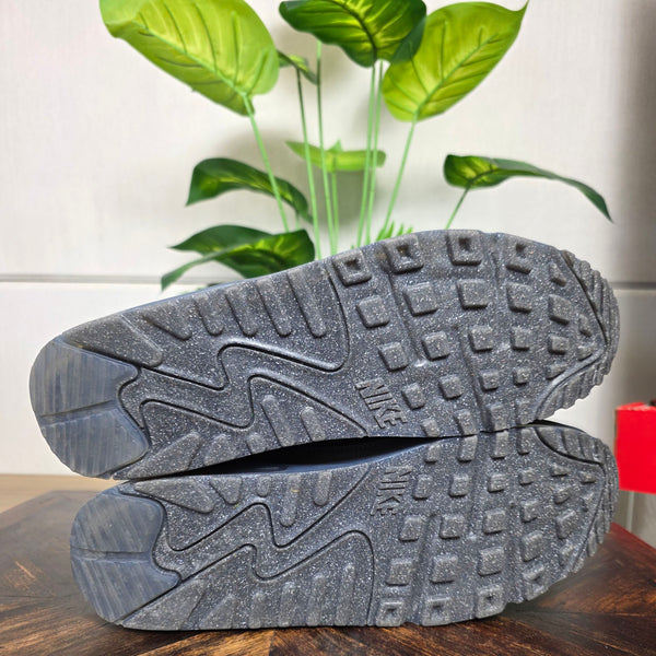 Nike Air Max 90 Terrascape Triple Black maat 49,5