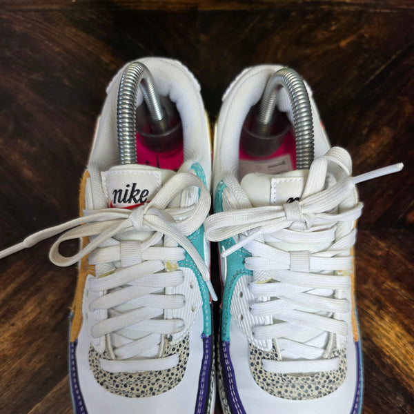 Nike Air Max 90 SE Animal White maat 38,5