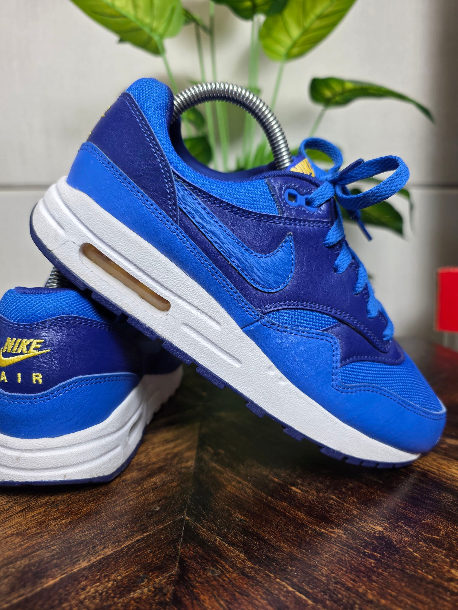 Nike Air Max 1 GS Hyper Cobalt Blue maat 38,5