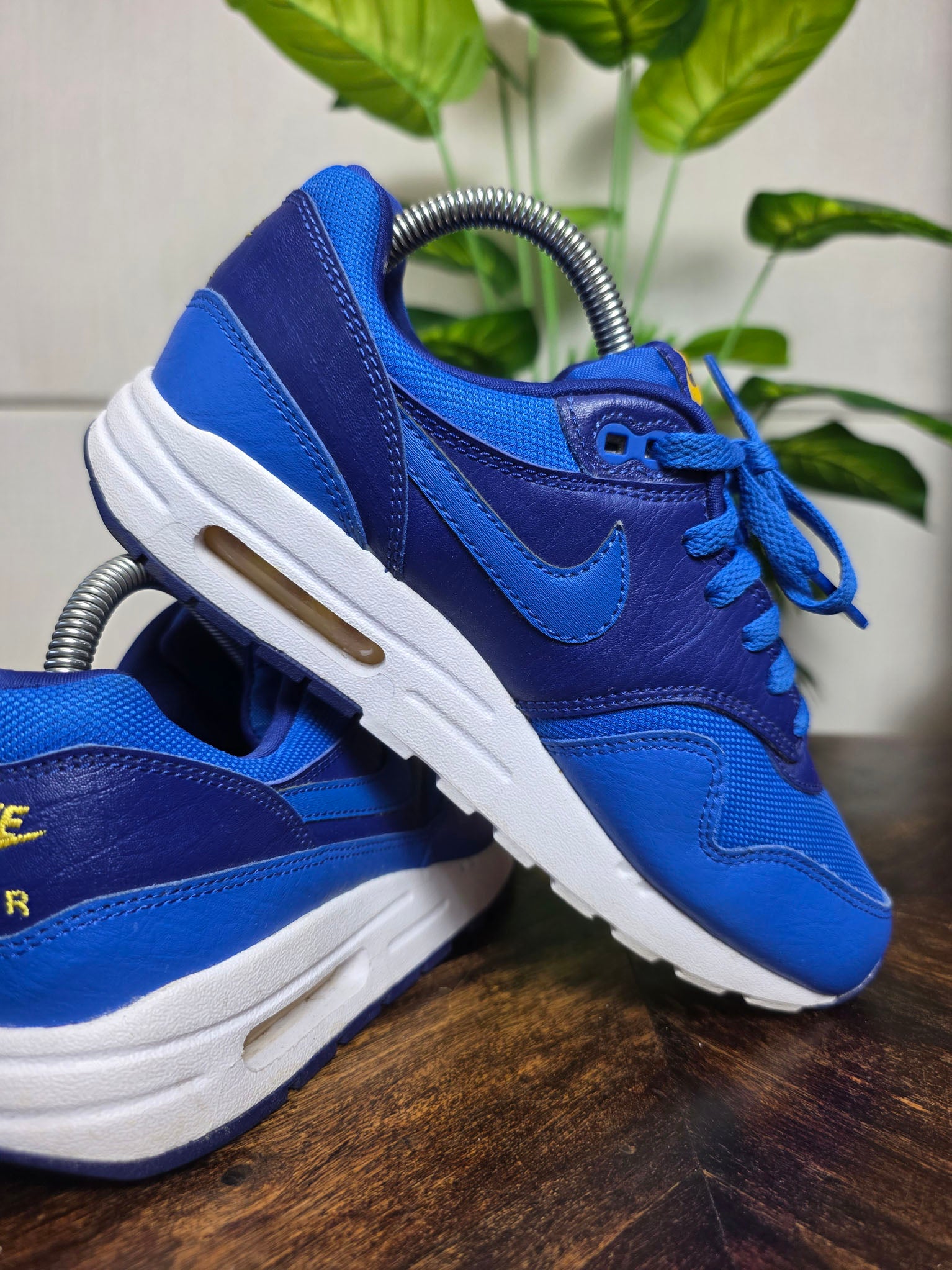 Nike Air Max 1 GS Hyper Cobalt Blue maat 38,5