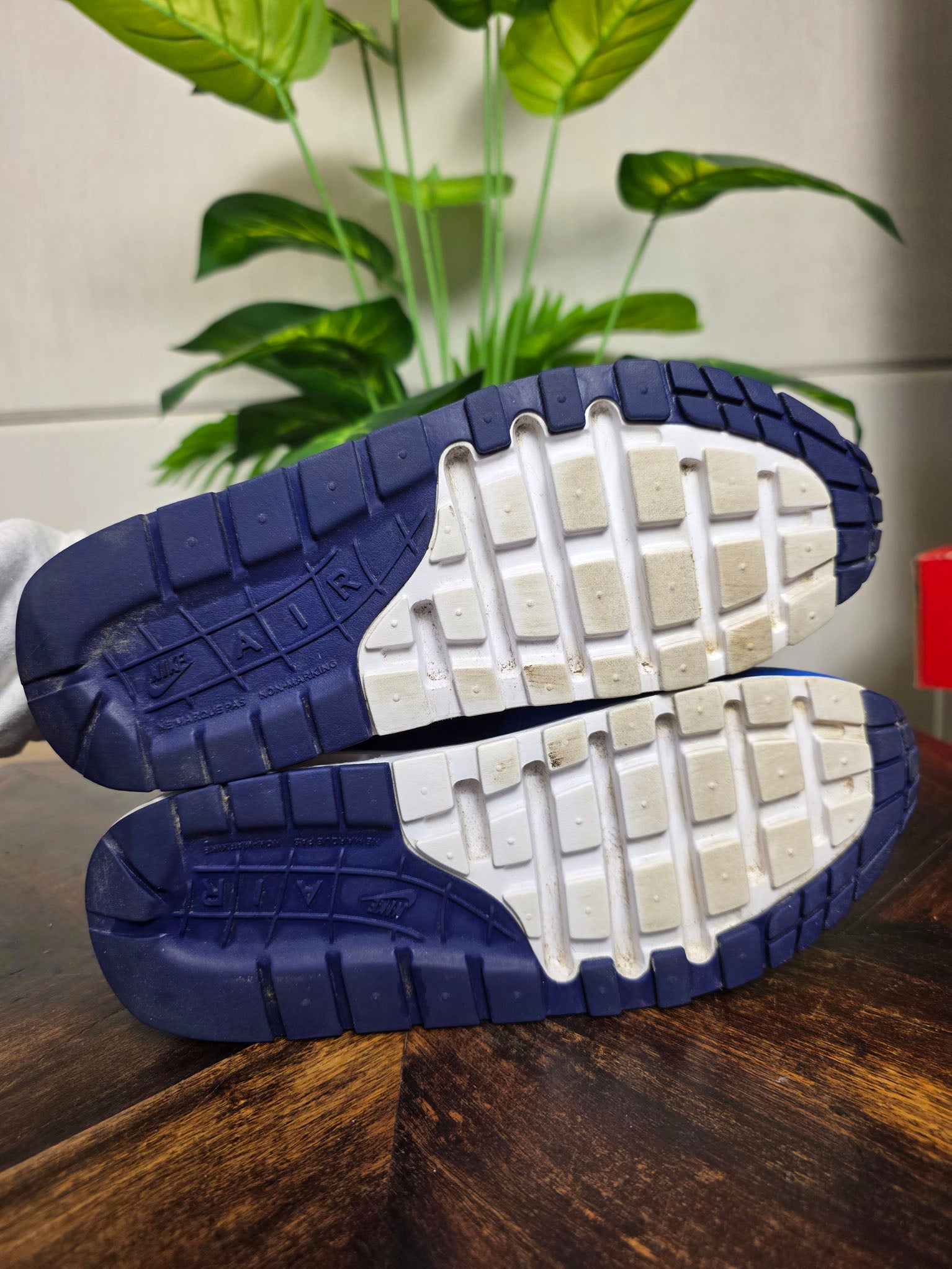 Nike Air Max 1 GS Hyper Cobalt Blue maat 38,5