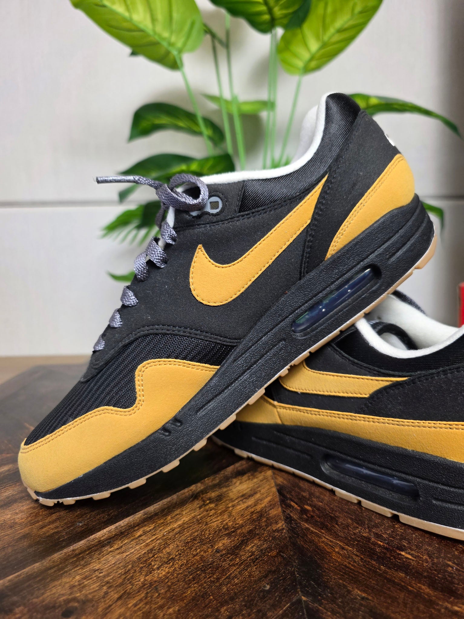 Nike Air Max 1 Black Yellow maat 45
