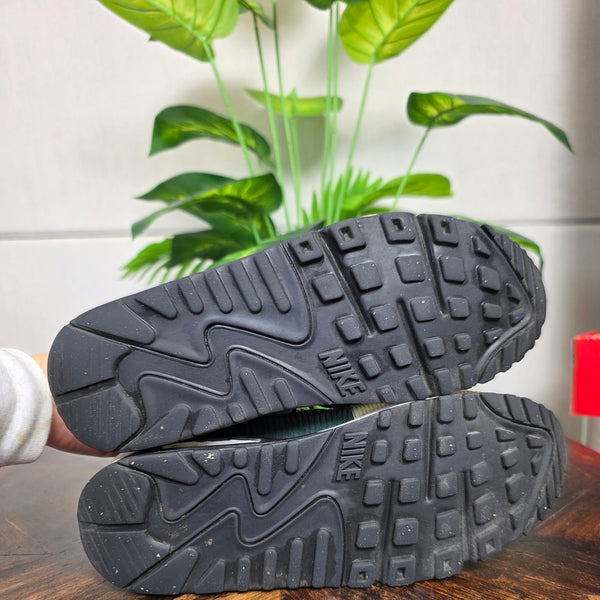 Nike Air Max 90 Multi Corduroy maat 40